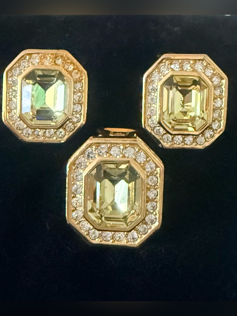 Christian Dior Vintage clip-on earrings citron/green gold octagon